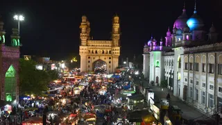 'Totally Misleading': Hyderabad Police Issues Clarification On Reports Claiming Commercial Establishments To Close By 11 PM